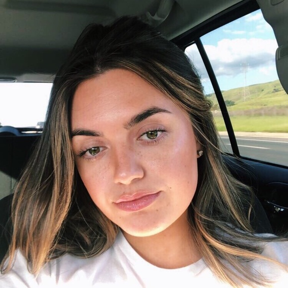 clairelewiss